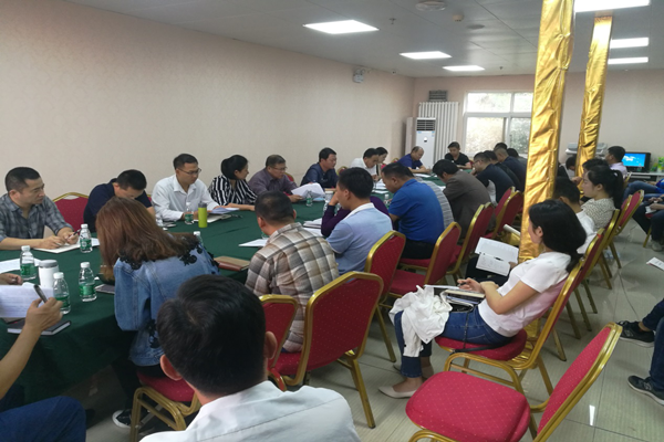 华体会网页版-华体会(中国)
召开西站路道路工程结算审计动员大会